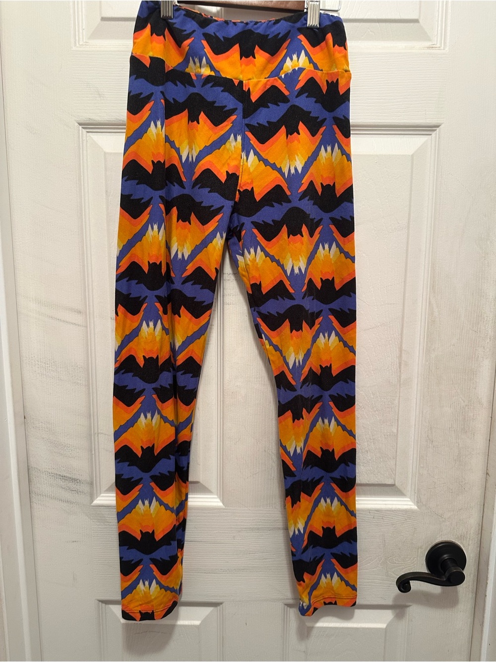 Bat Leggings Orange and Purple Chevron-Print Stretch L Halloween LuLaRoe